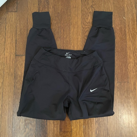Nike Dri-Fit joggers in a size XS - Picture 3 of 3